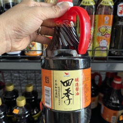 四季醬油 nuoc tuong tu quy 1.5L